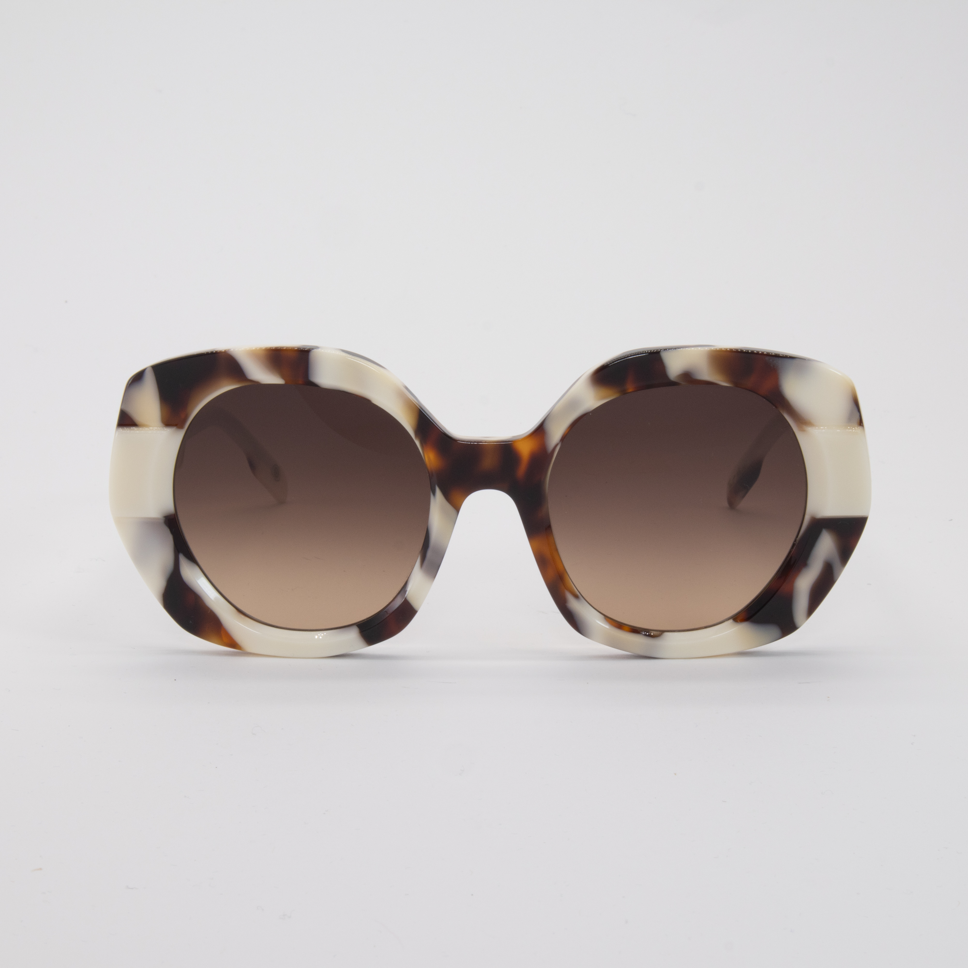 SOLANGE C1. F